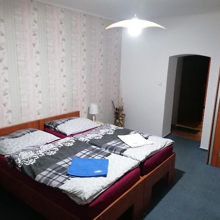 Penzion Na Kopecku Ceska Lipa Room photo
